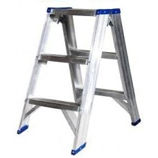 سلم الومنيوم مزدوج درج عريض اقتصادي طوله 1.15م ماركة MT